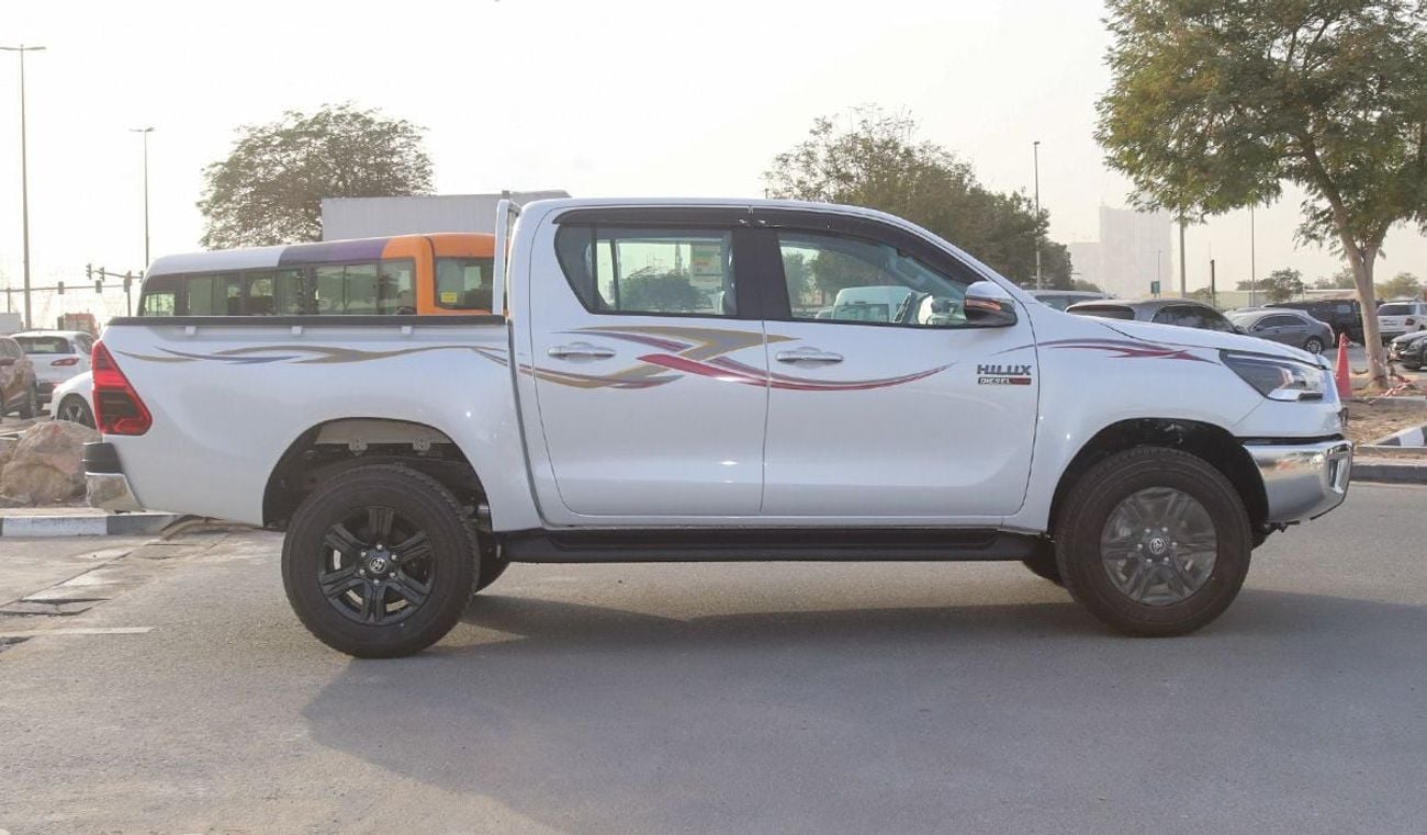 Toyota Hilux SGLX Toyota Hilux DC, 2.4L Diesel 4WD 6AT 2026 Model. For Export