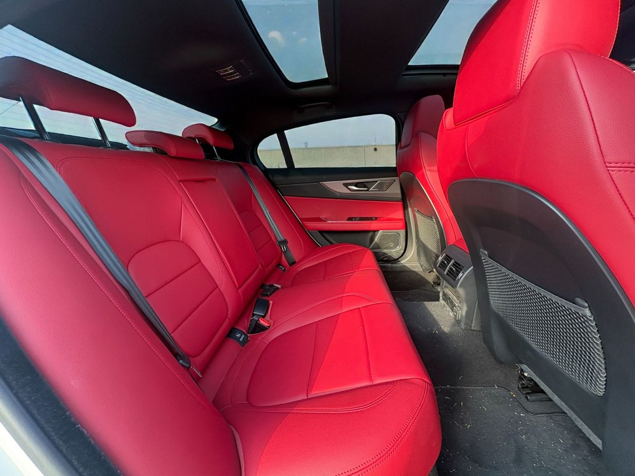 Jaguar XE S P250 2.0L