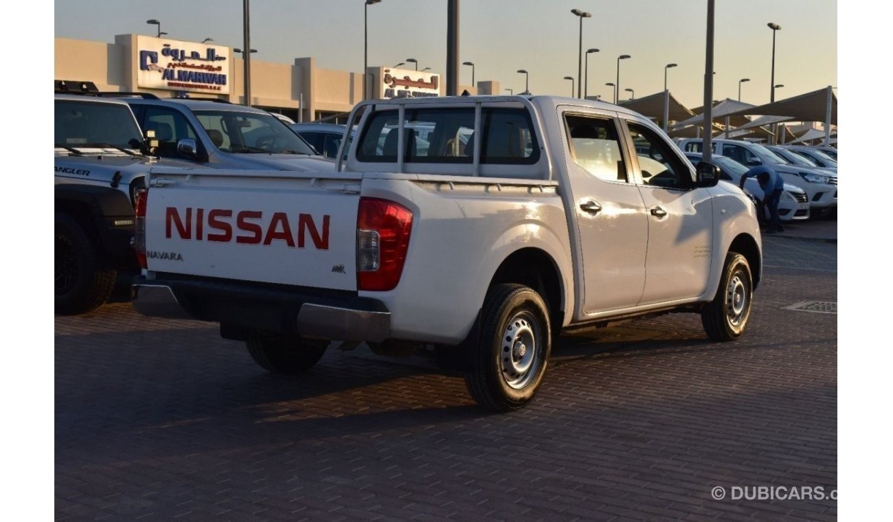 نيسان نافارا 2017 | NISSAN NAVAR SE 4X2 2.5L | 5-SEATER | GCC | VERY WELL-MAINTAINED | SPECTACULAR CONDITION |