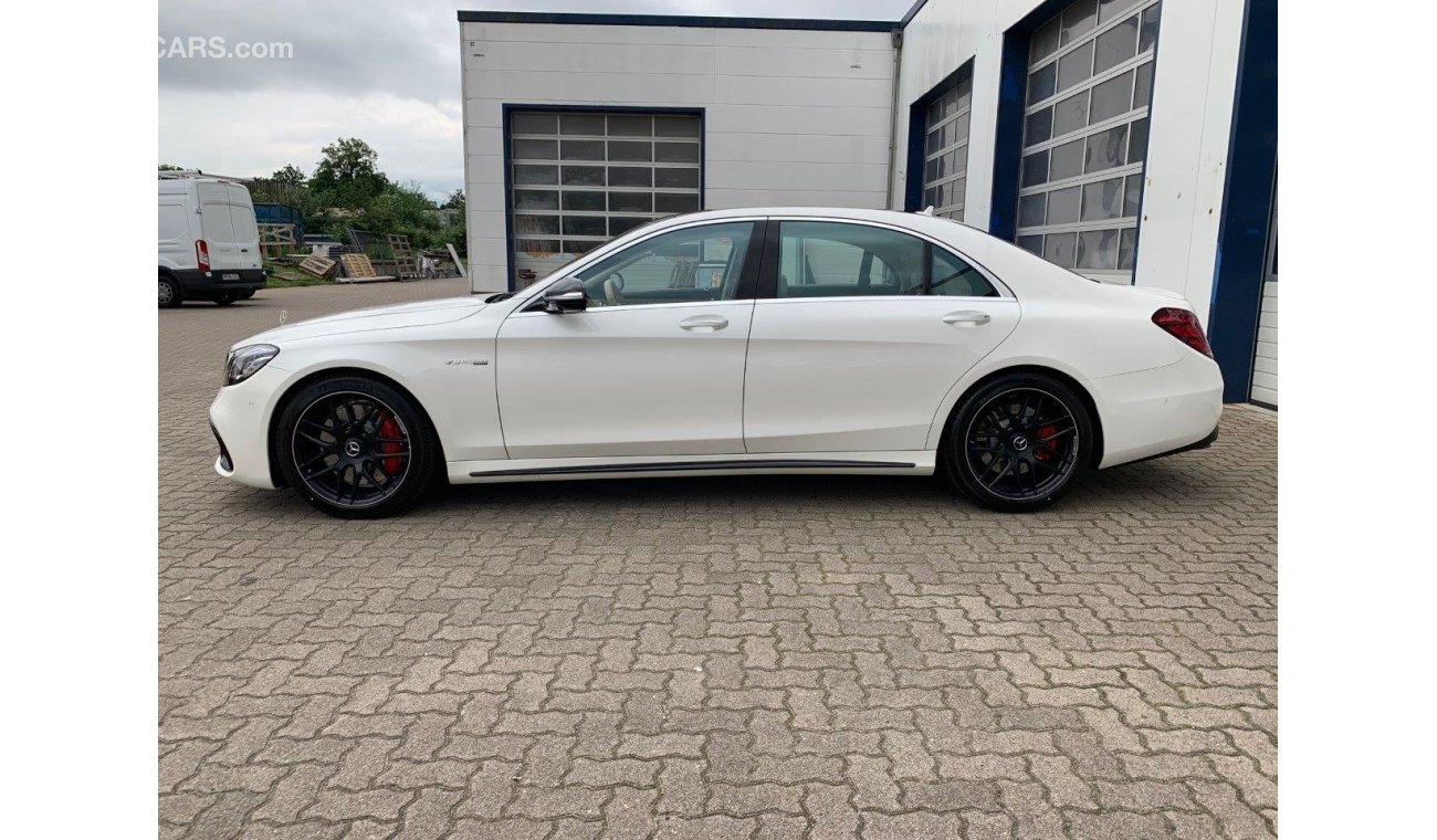 مرسيدس بنز S 63 AMG Maybech Interior