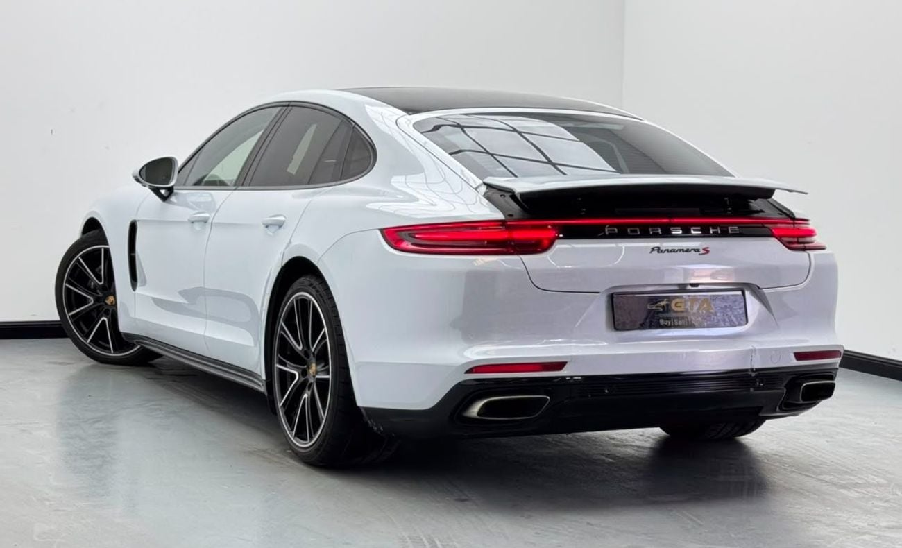 Porsche Panamera 2018 Porsche Panamera, Full Service History, Excellent Condition, GCC