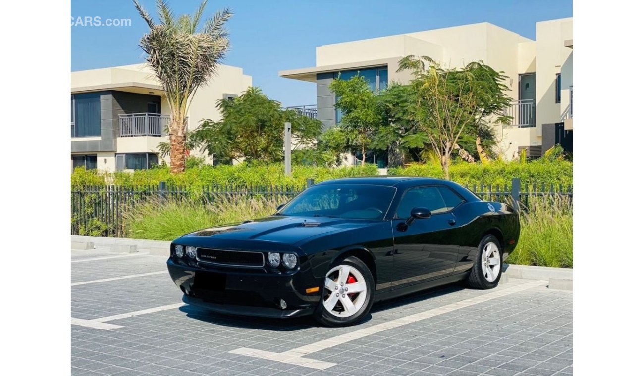 Dodge Challenger SXT 2014 || GCC || V6 || Service History || Well Maintained