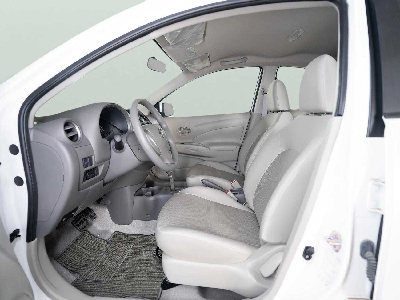 Nissan Sunny SV 1.6L SV 1.6