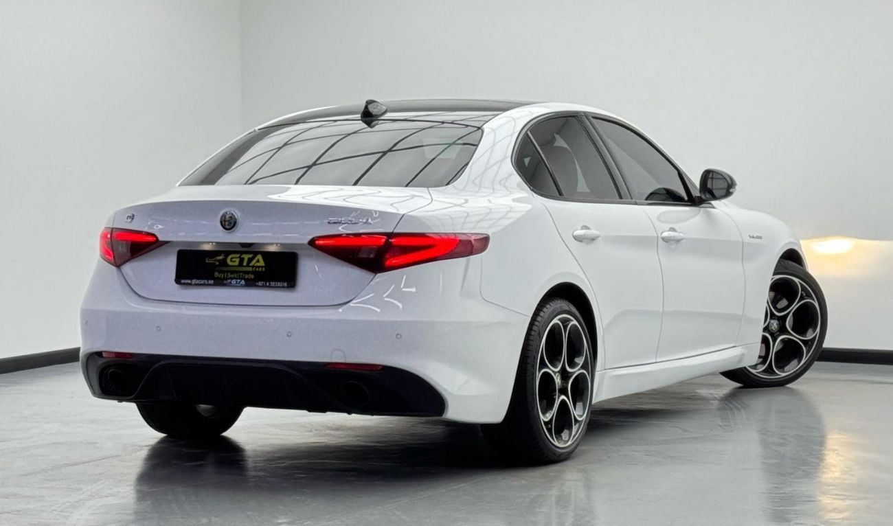 ألفا روميو جوليا Q2 Veloce 2023 Alfa Romeo Giulia Q2 Veloce, Nov 2027 Alfa Romeo Warranty + Service Pack, Low Kms, GC