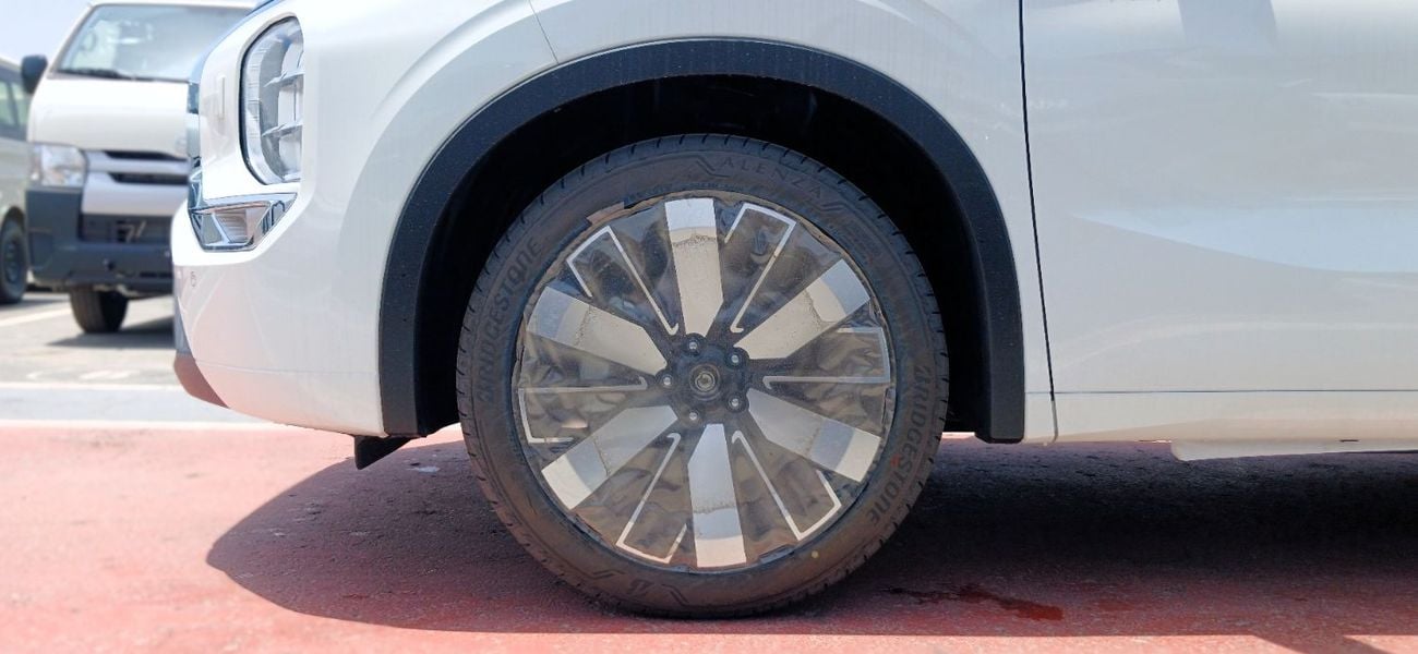 Mitsubishi Outlander P-line 4WD 2.5L Petrol 2026YM