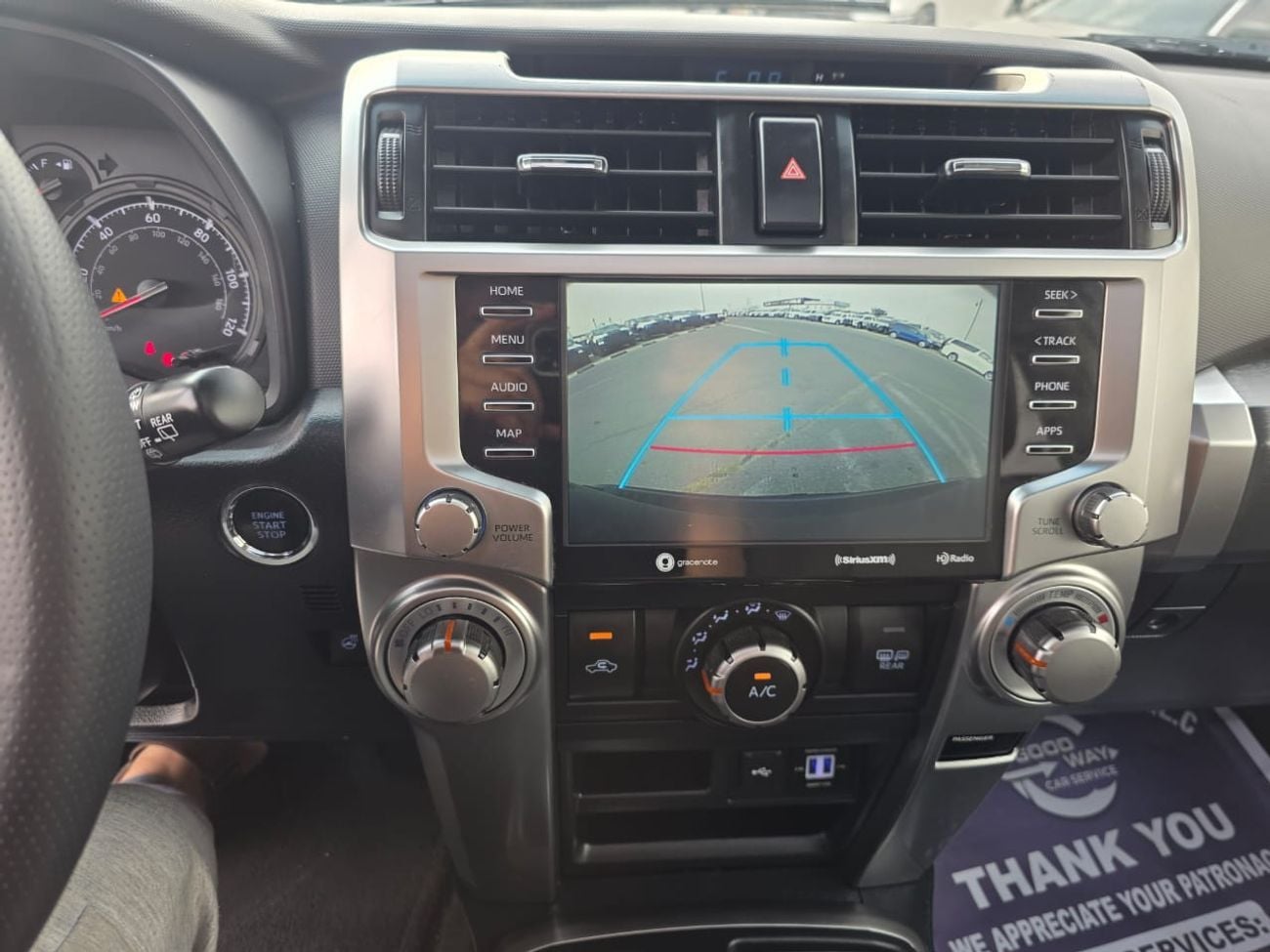 Toyota 4Runner SR5 Perimum Sunroof , Push button and 7 seater