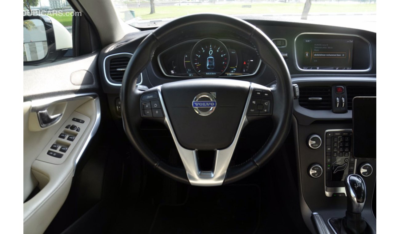 Volvo V40 T5 Full Option in Perfect Condition