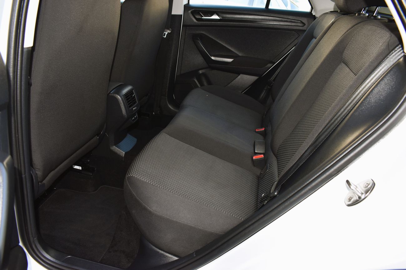 فولكس واجن T ROC AED 1039 PM | 1.4L GCC DEALER WARRANTY