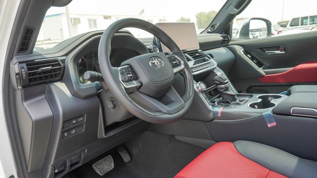 Toyota Land Cruiser VXR TWIN TURBO 3.5L V6 Hybrid