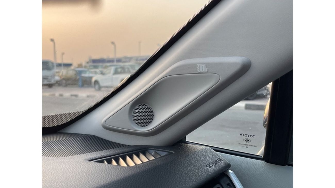 Toyota RAV4 2021 TOYOTA RAV4 XLE PREMIUM HYBRID 4x4 FULL OPTIONS IMPORTED FROM USA