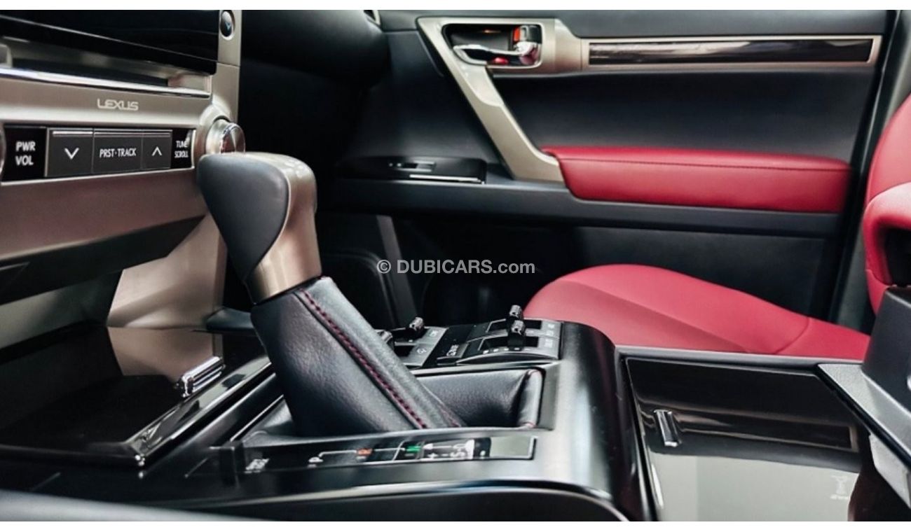 Lexus GX460 Platinum GCC .. FSH .. Original Paint .. Perfect Condition .. V8 .