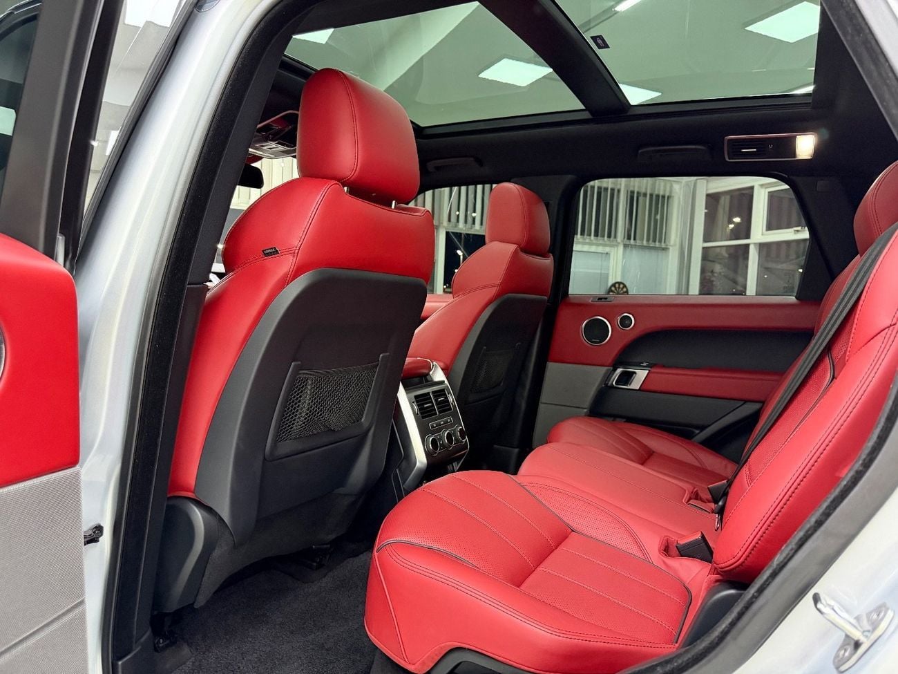 Land Rover Range Rover Sport HSE Dynamic 5.0L (510 HP)