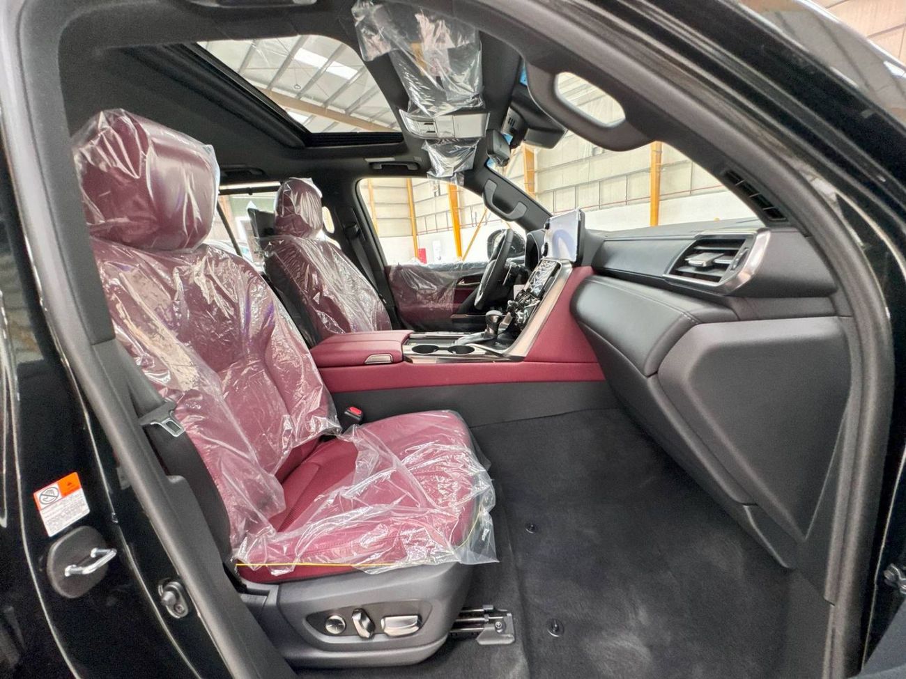 Lexus LX 500 ECTALM002 – 2025 Lexus LX500d Urban - 3.3L Diesel Auto – Black with Red Interior