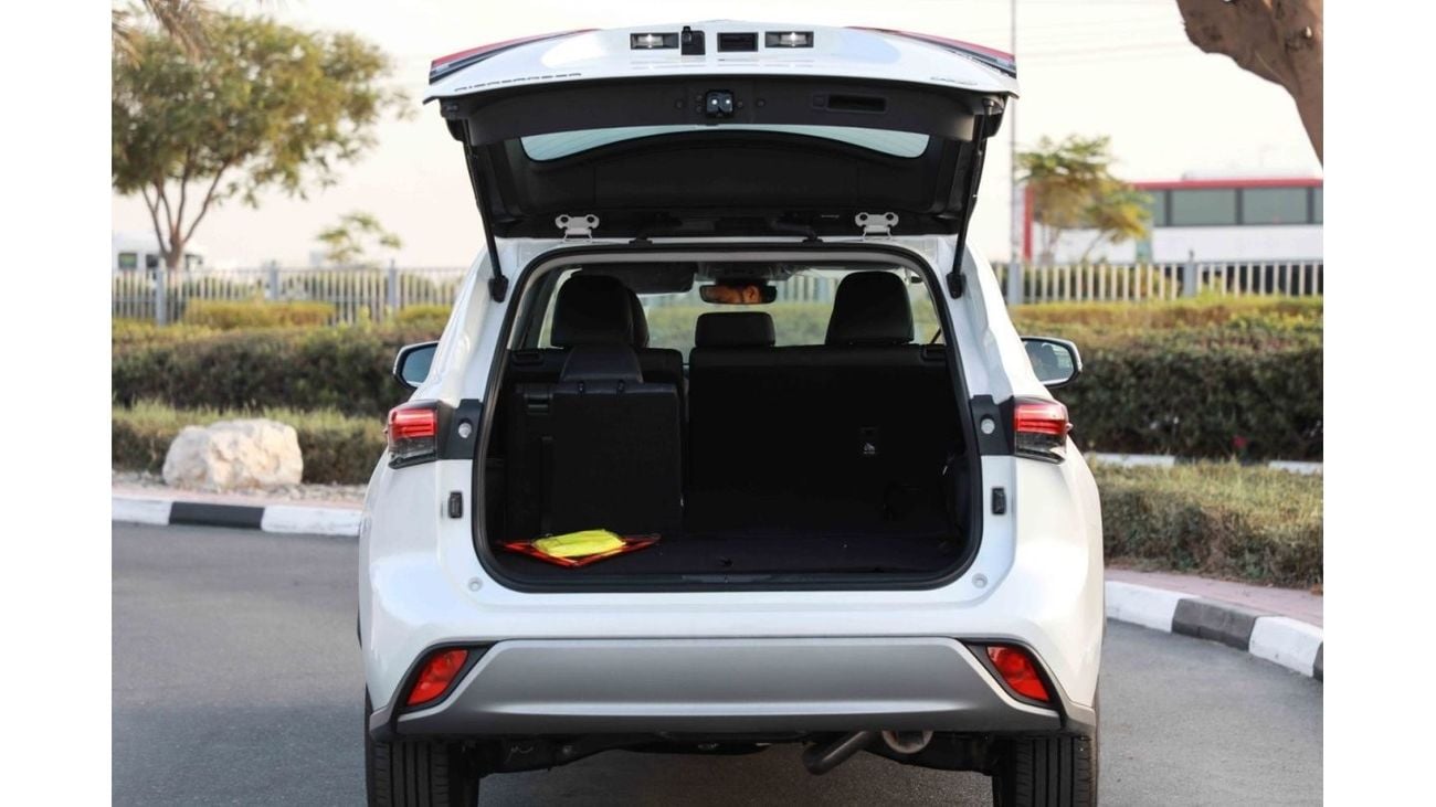 تويوتا هايلاندر تويوتا هايلاندر 2024 ديلوكس 4WD هايبرد - أبيض من الداخل أسود | للتصدير فقط