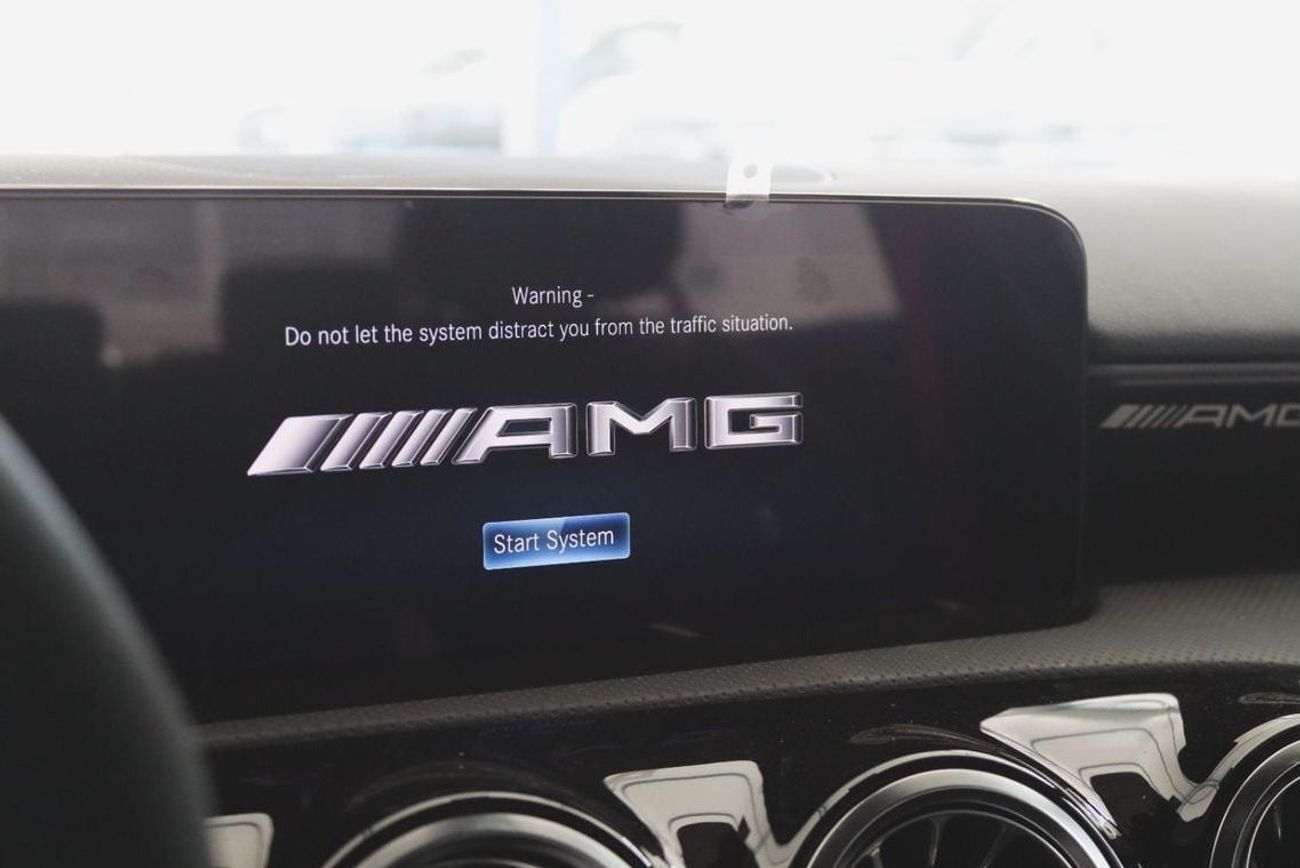 Mercedes-Benz A 45 AMG Mercedes-Benz A 35 AMG 2023