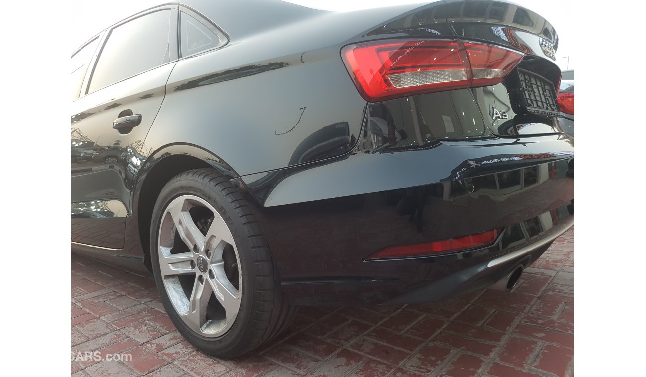 Audi A3 Audi A3_ 2018 like brand new-30TFSI under warranty 2020/11-بدون حوادث او صبغ تحت الضمان حتى  /