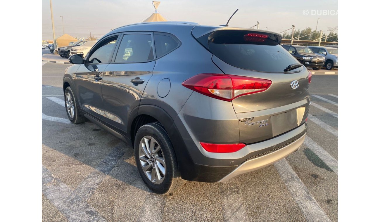 Hyundai Tucson 2016 HYUNDAI TUCSON 1.6 T / MID OPTION