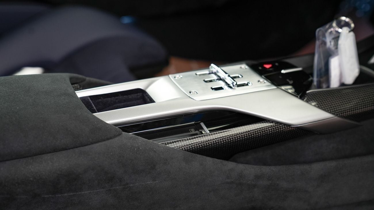 Ferrari 12Cilindri Ferrari 12Cilindri 2025 - Retro Inspired New Face -  2-Door Grand Tourer