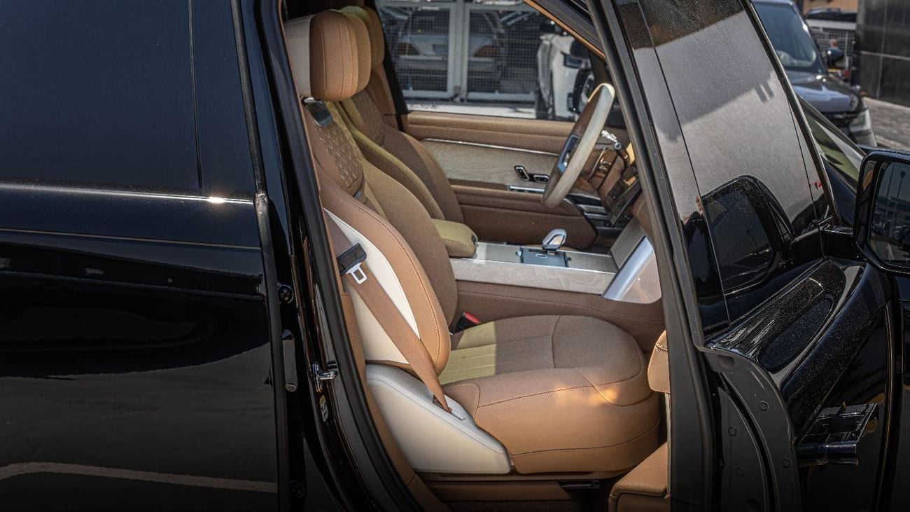 لاند روفر رينج روفر SV P615 SWB 2025 Range Rover P615 SWB | 4.4L Twin-Turbo V8 | 615 PS | Al Tayer Warranty & Service