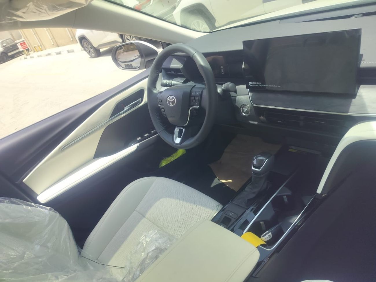 تويوتا كامري Toyota Camry 2025 Twin Engine 2.5HG Premium edition