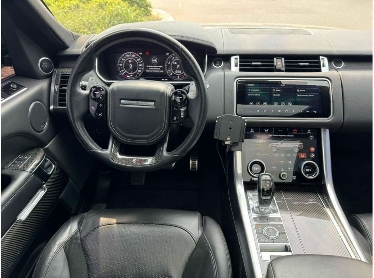 Land Rover Range Rover Sport SVR 5.0L (575 HP) AWD GERMAN SPEC FULL SERVICE HISTORY
