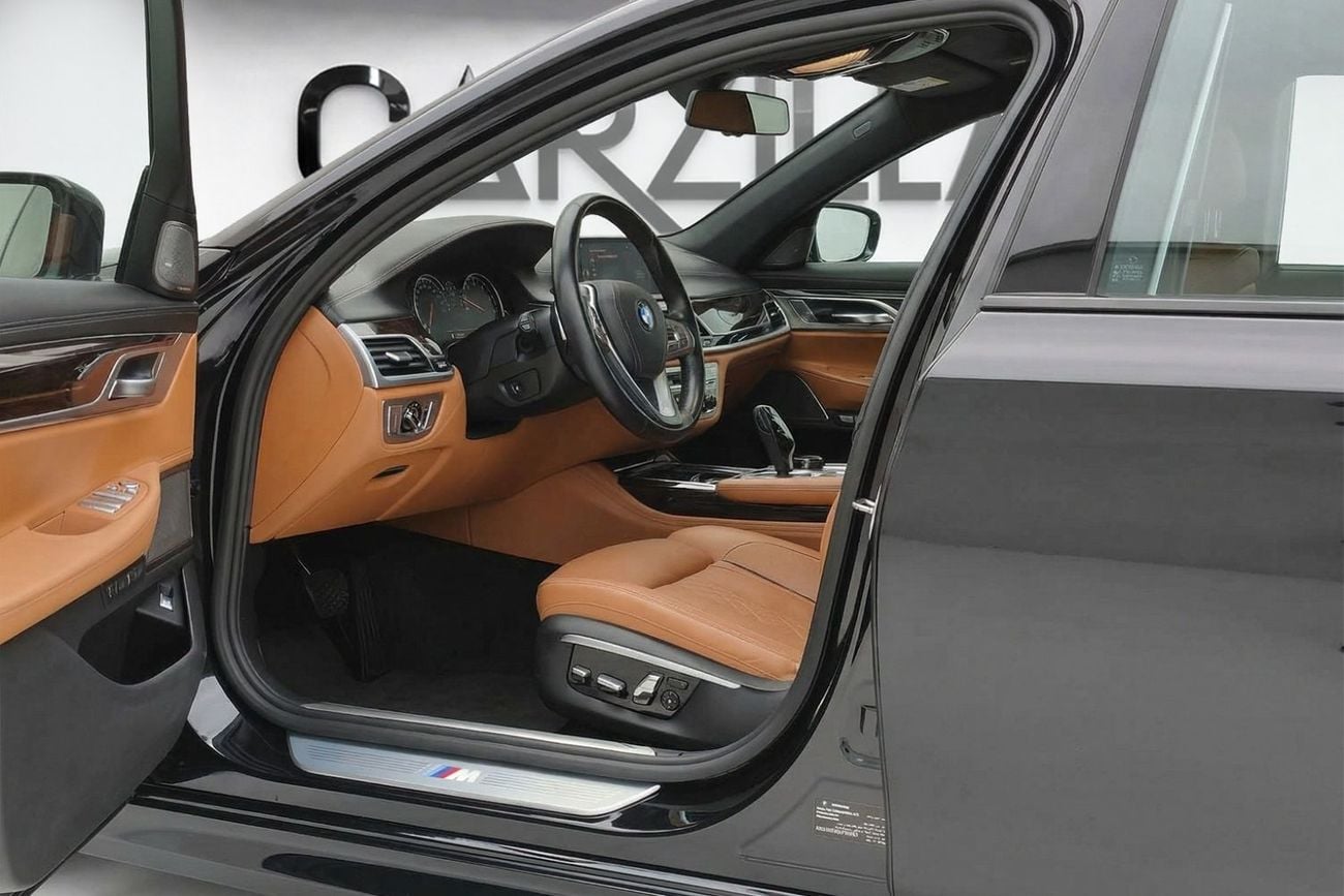 BMW 750Li GRANDE Luxury 4.4L (443 HP) AED 4,012 / Monthly l BMW 750Li 2016 l GCC