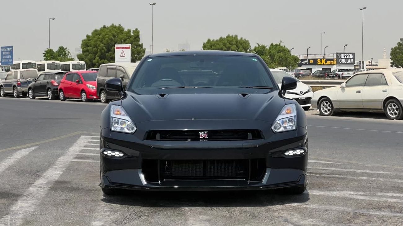 Nissan GTR Premium Edition 3.8L