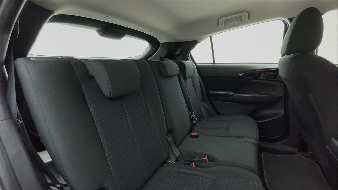 Mitsubishi Eclipse Cross GLX MID LINE 1.5 | Zero Down Payment | Free Home Test Drive