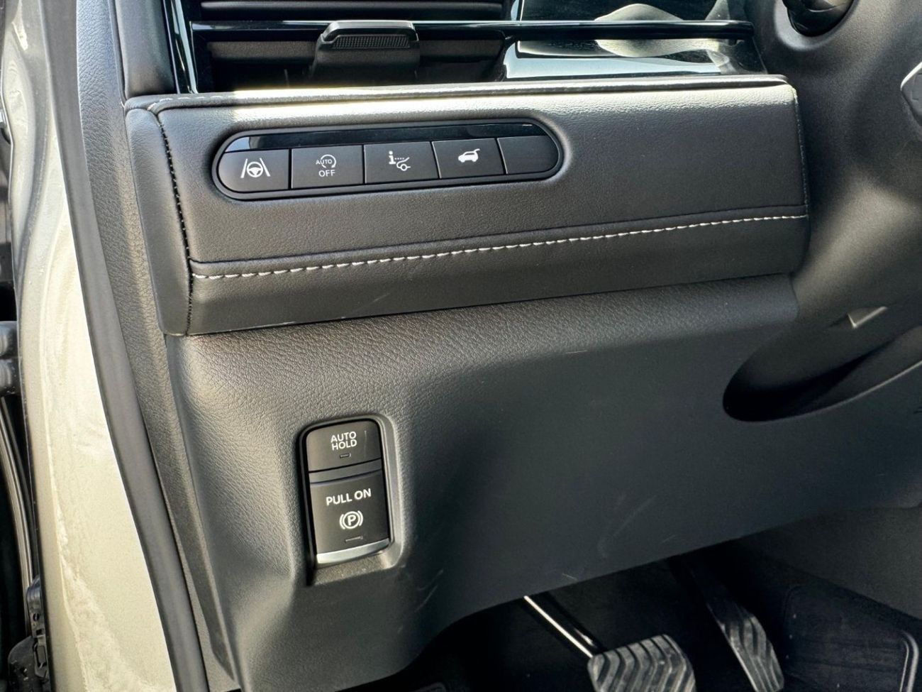 Infiniti QX80 Autograph Captain Chairs 3.5L Best Price for Export! Brand NEW!!! Canada