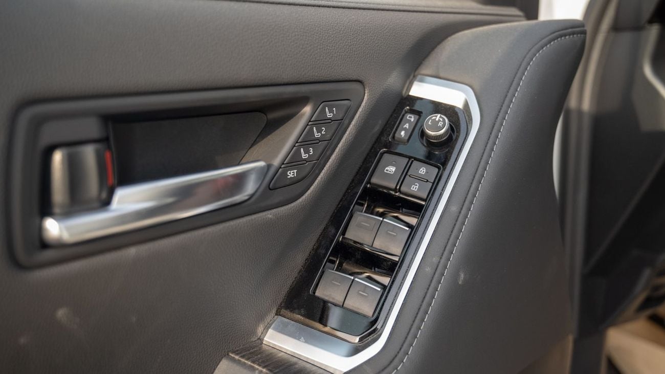 تويوتا لاند كروزر TOYOTA LANDCRUISER 3.5 VXR HI HEV -2025YM