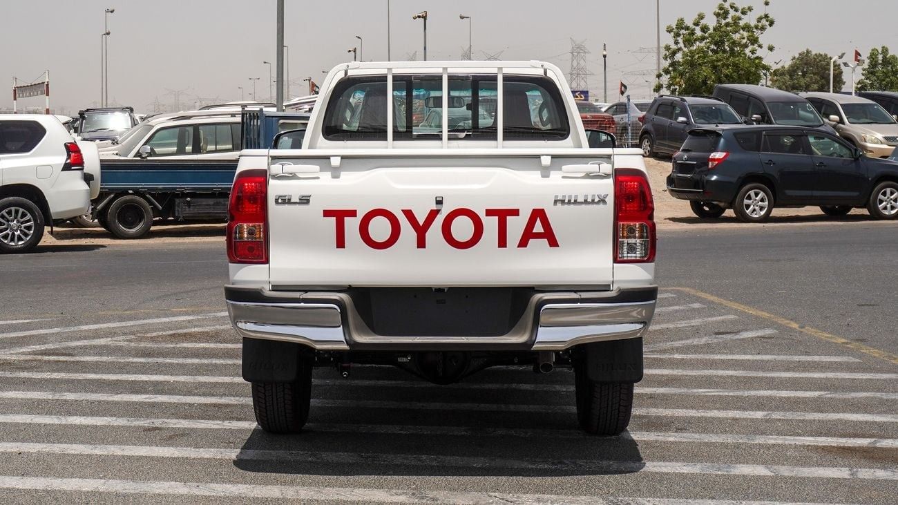 Toyota Hilux GLS 2.7L Single Cabin 4WD M/T