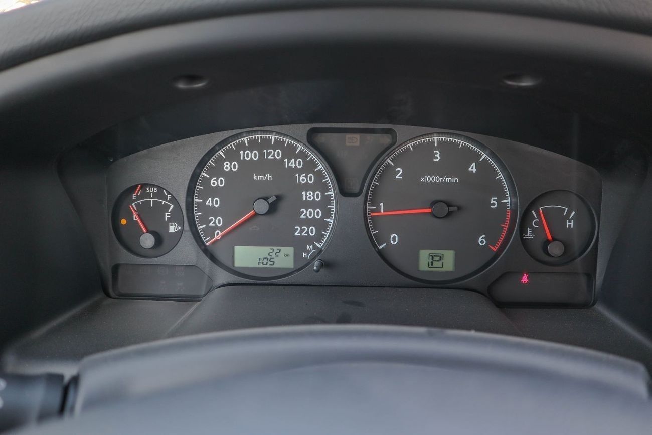 نيسان باترول سفاري nissan patrol safari 4.8L A/T 2023 model