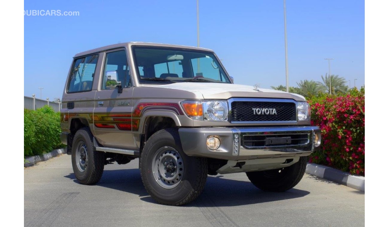 تويوتا لاند كروزر 71 Hardtop V6 4.0L Petrol 5 Seat wagon