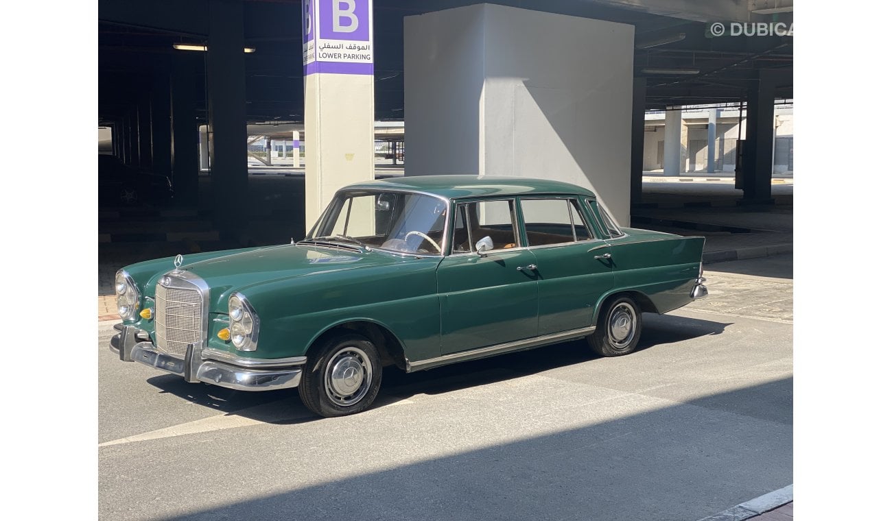 Mercedes-Benz 230 S Fintail-Limited Time Offer