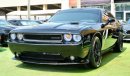 دودج تشالينجر Challenger SXT V6 3.6L 2014/Original AirBags/Very Good Condition