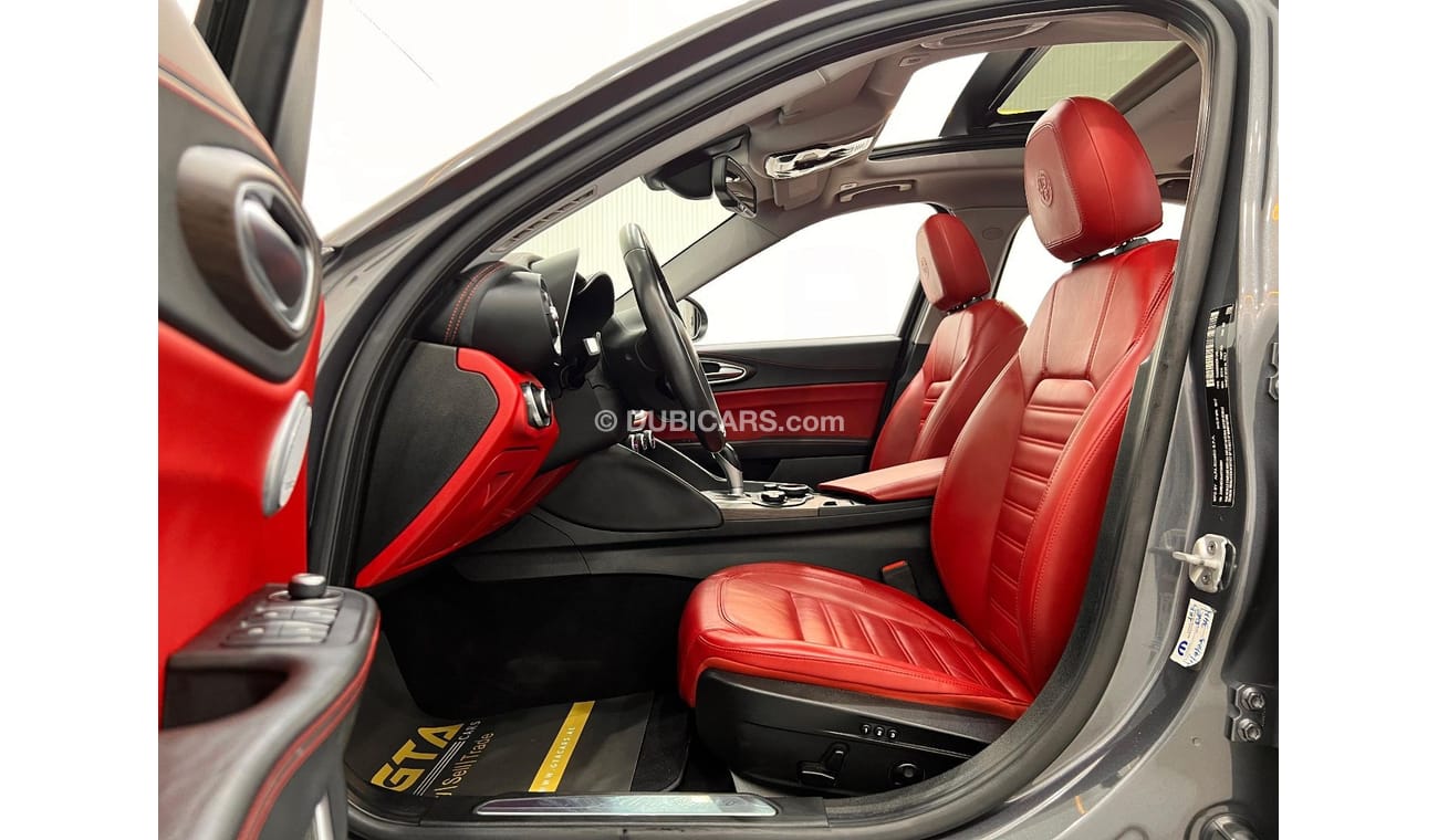 ألفا روميو جوليا 2017 Alfa Romeo Giulia Veloce Q4, Warranty, Full Alfa Service History, Low Kms, GCC