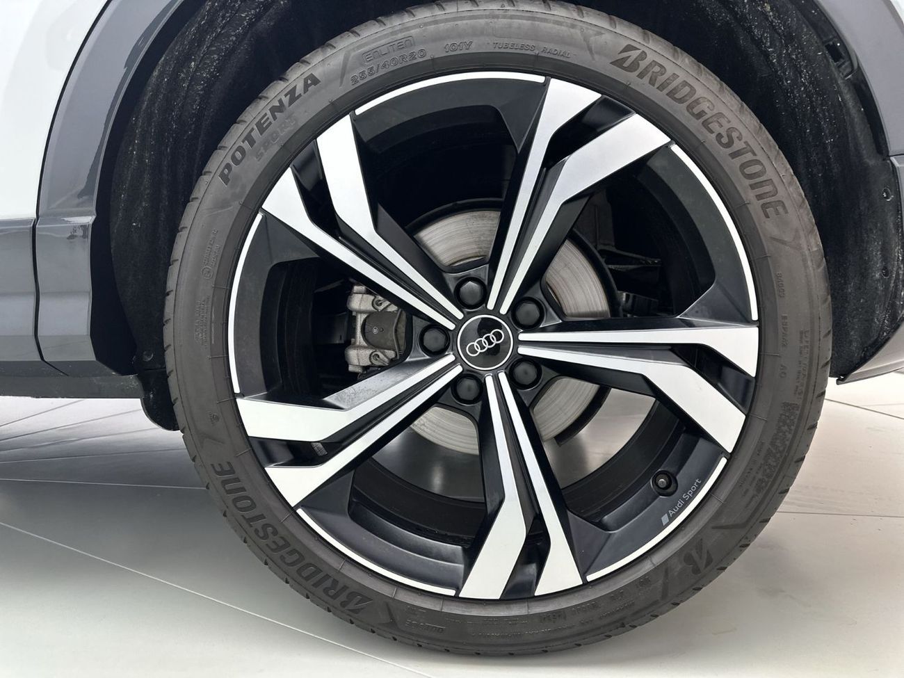 أودي Q3 40 TFSI quattro 2.0L Sportback (Ref# 50433)