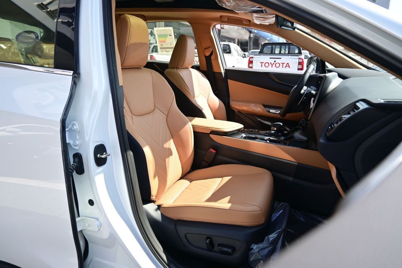 Lexus NX 350h Lexus NX350h Platinum 2.5L Hybrid AWD, Model 2025 Color White