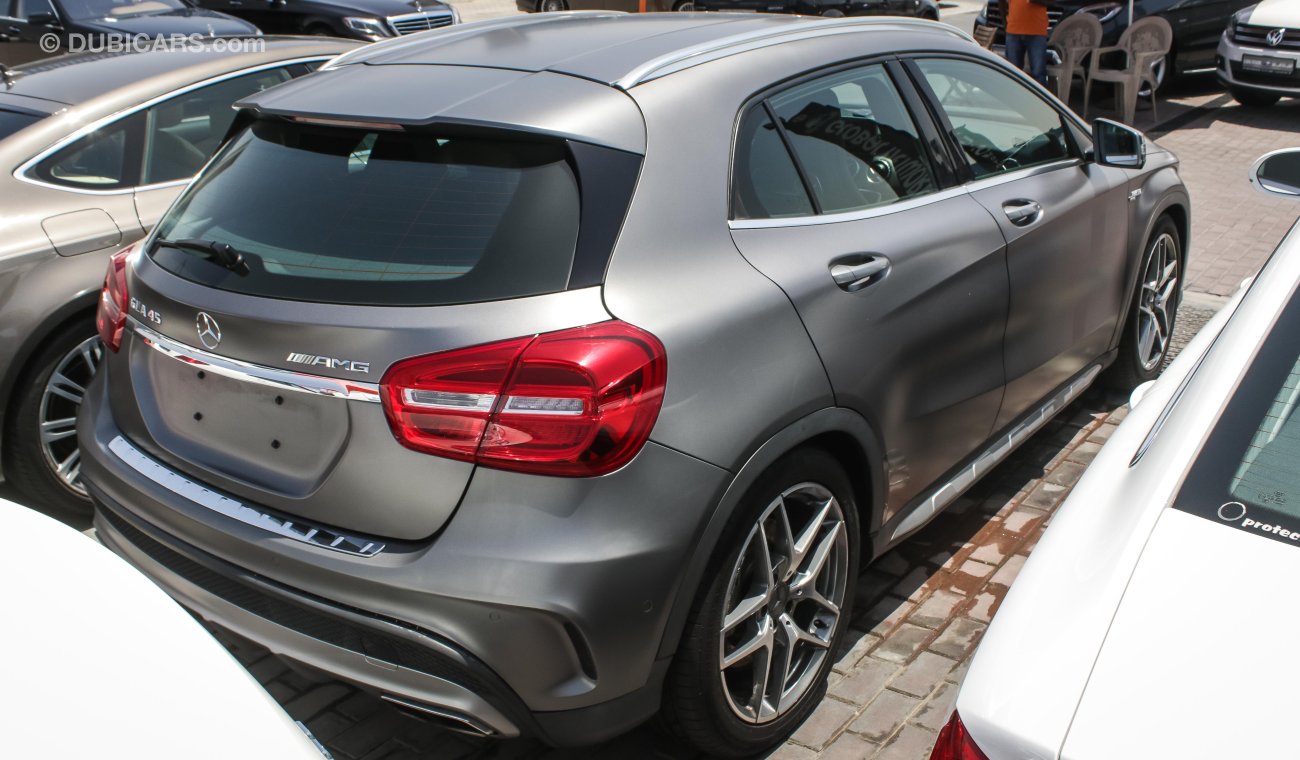 مرسيدس بنز GLA 45 TURBO AMG