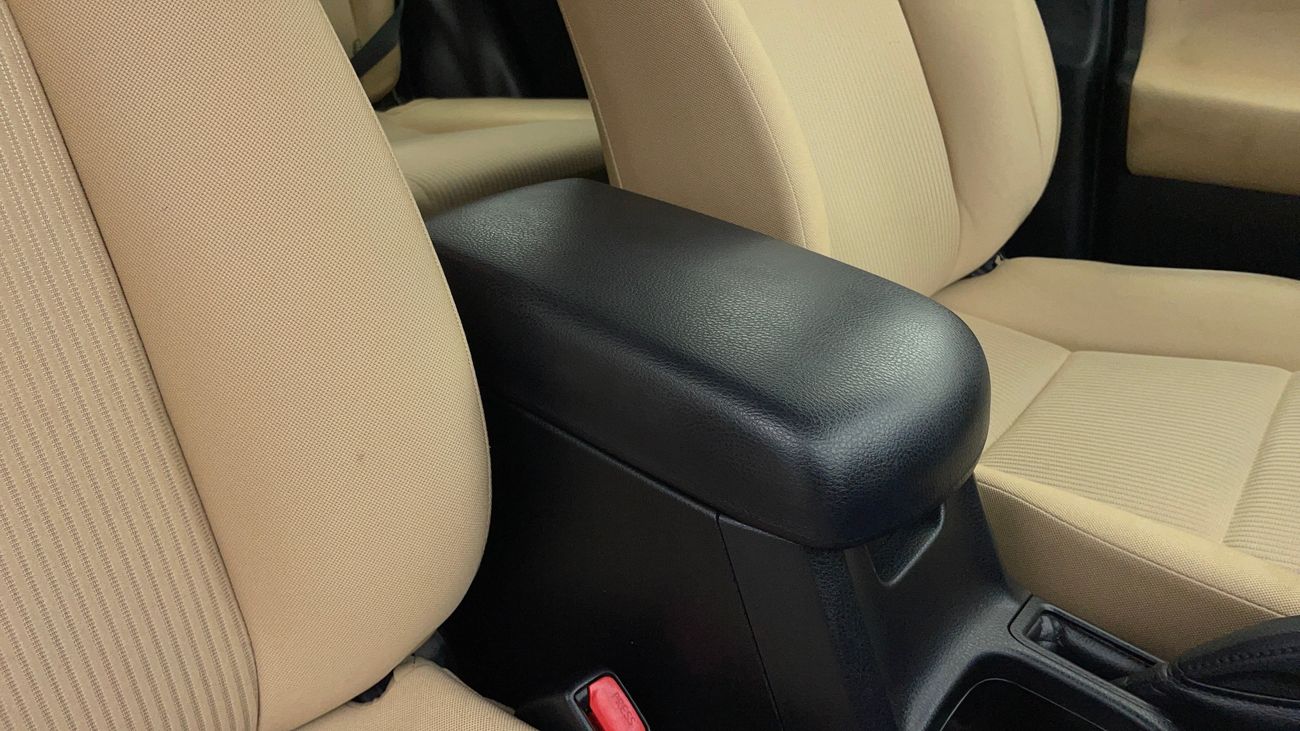 تويوتا راف ٤ EX 2.5 | بدون دفعة مقدمة | اختبار قيادة مجاني للمنزل