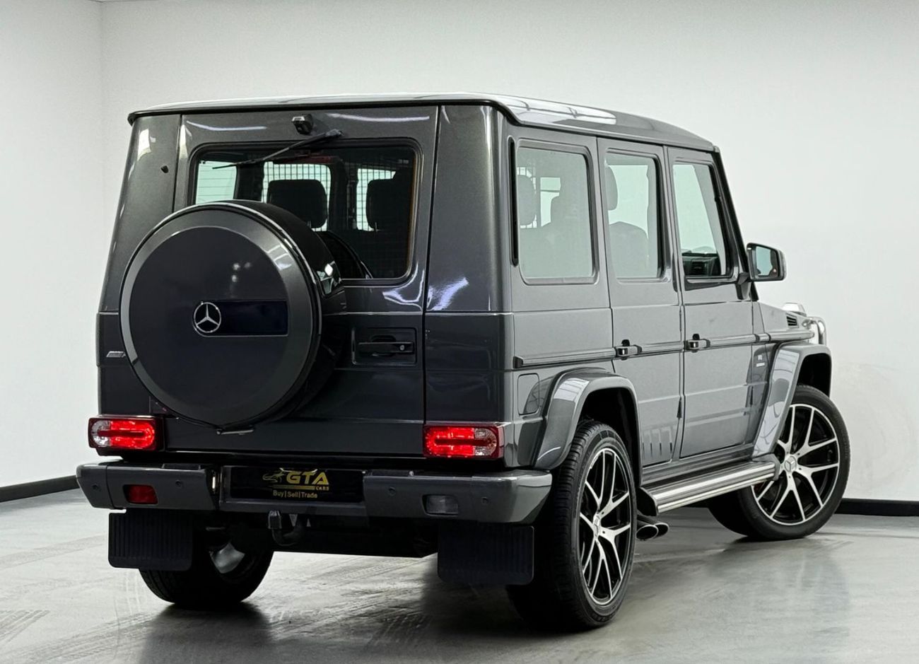 Mercedes-Benz G 63 AMG Std 5.5L 2018 Mercedes Benz G63 AMG, Warranty, Mercedes Service History, Excellent Condition, GCC