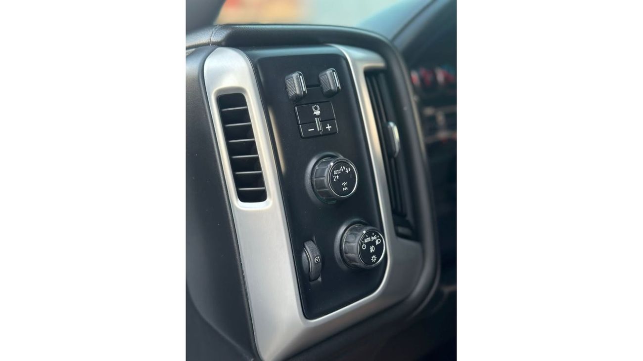 جي أم سي سييرا 1500 دينالي