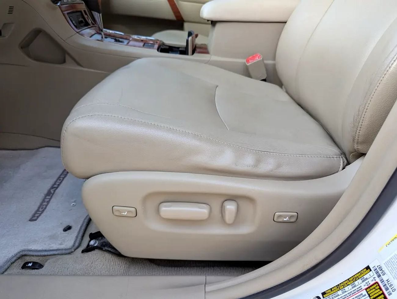 تويوتا هايلاندر Limited | American Specs | Well Maintained Full Option With Low KM