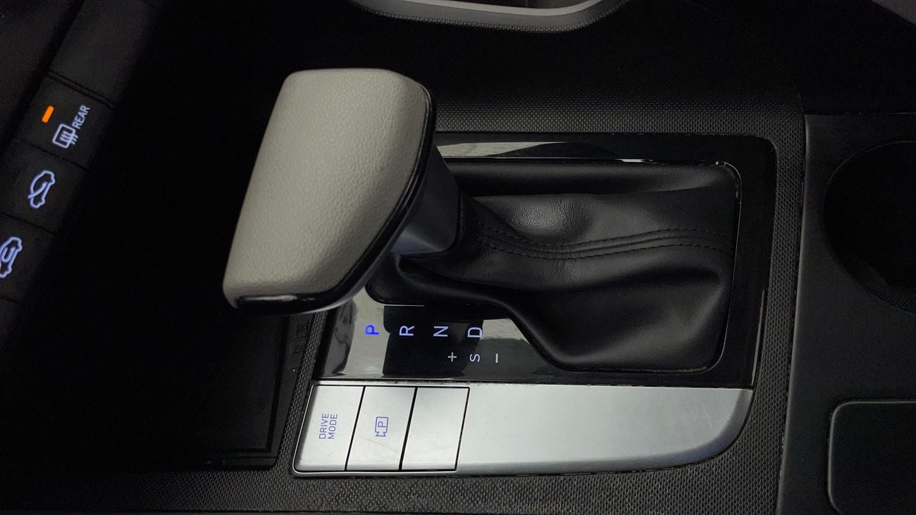 Hyundai Elantra SMART 1.6 | Zero Down Payment | Home Test Drive