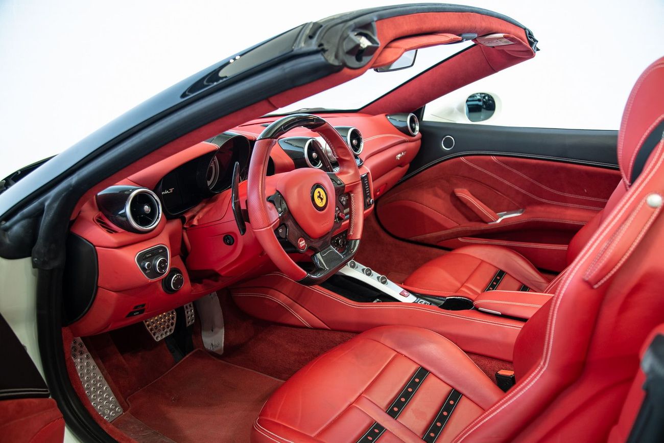 فيراري كاليفورنيا T Std 3.9L (553 HP)