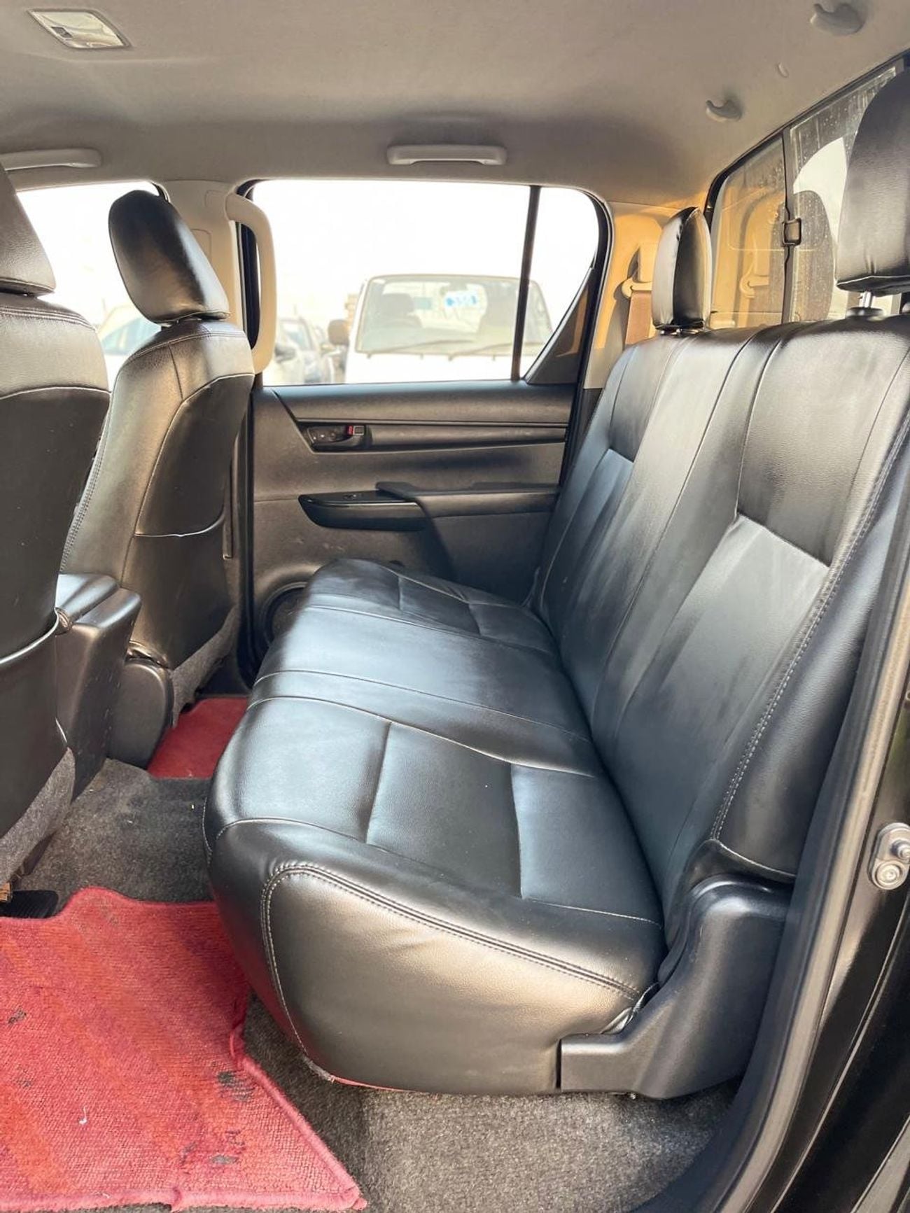 تويوتا هيلوكس Toyota hilux LHD black color petrol engine