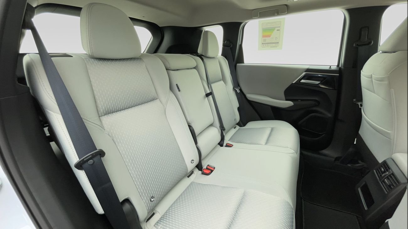 Mitsubishi Outlander MIDLINE PLUS 2.5 | Zero Down Payment | Home Test Drive