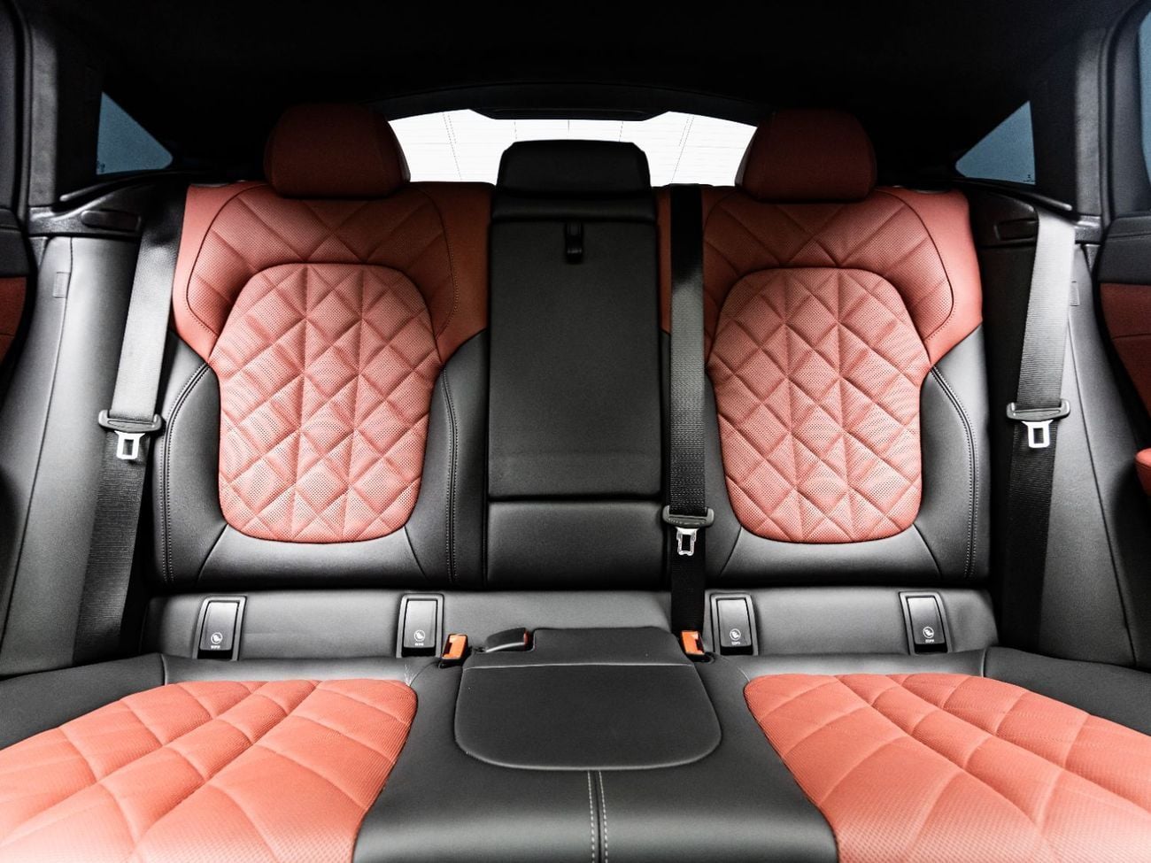 BMW X6 2024 BMW X5 M60i, July 2027 BMW Warranty + Service Contract, Low KMs, GCC