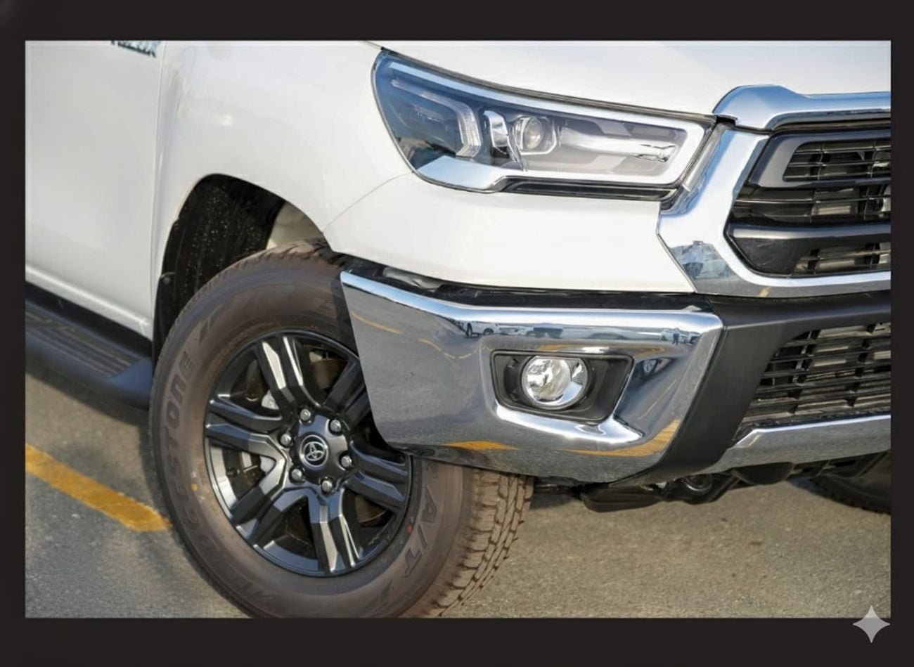 تويوتا هيلوكس SR5 2.7L 4WD A/T