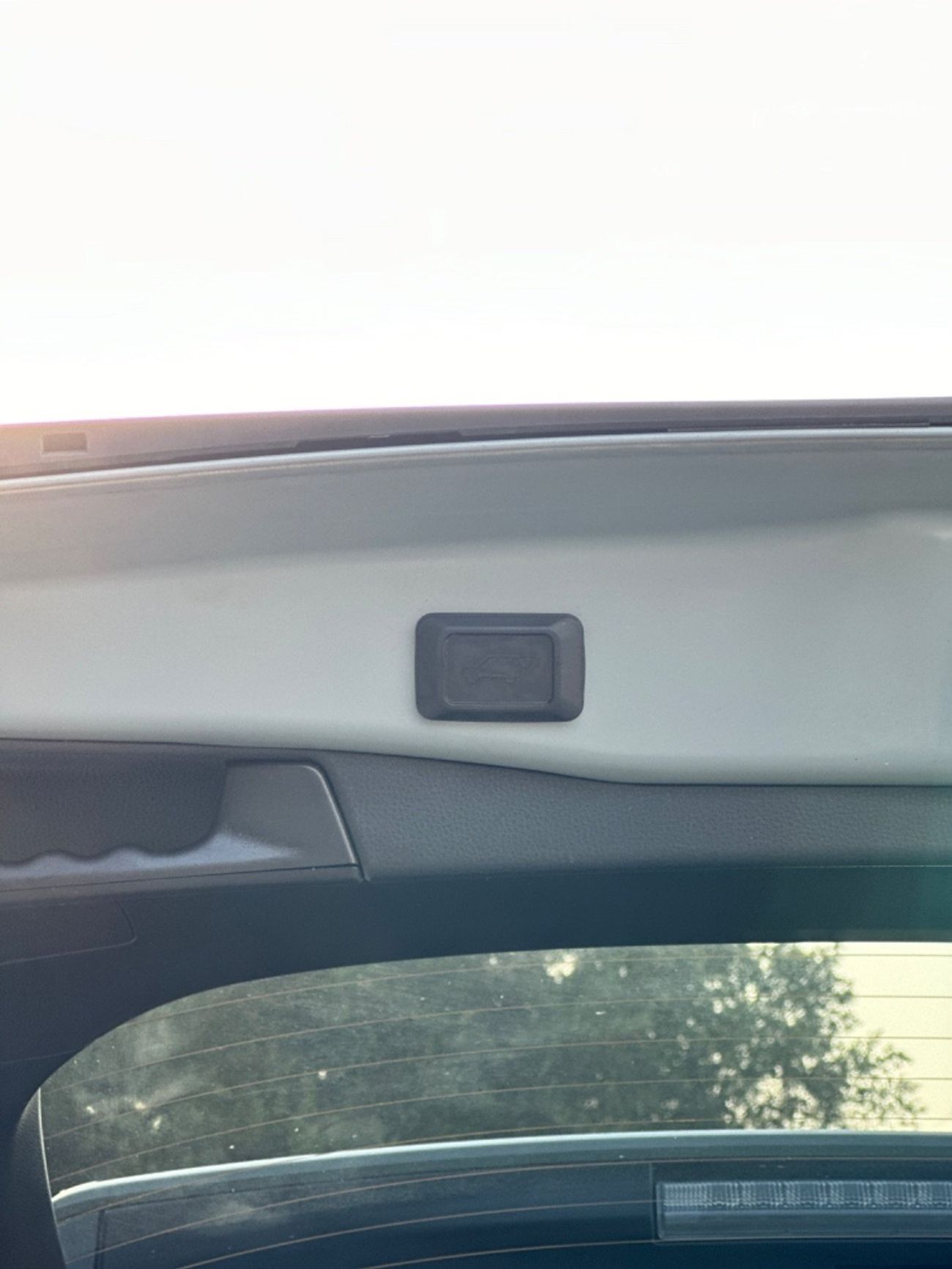 تويوتا راف ٤ VXR HEV 2.5L (219 HP) 4WD